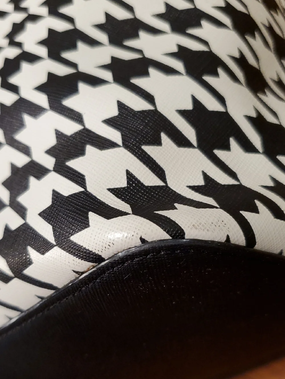 Michael Kors Large Jet Set Travel Tote Houndstooth